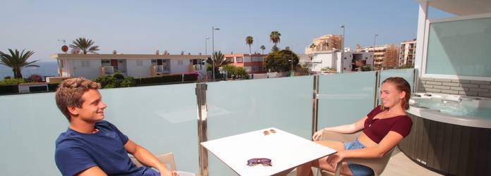 JUNIOR SUITE CON JACUZZI Hotel HL Suite Nardos**** Gran Canaria